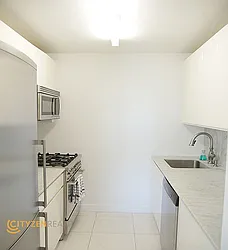 Rented by City Zen Realty