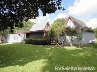 166 N Barrios St, Lockport, LA 70374