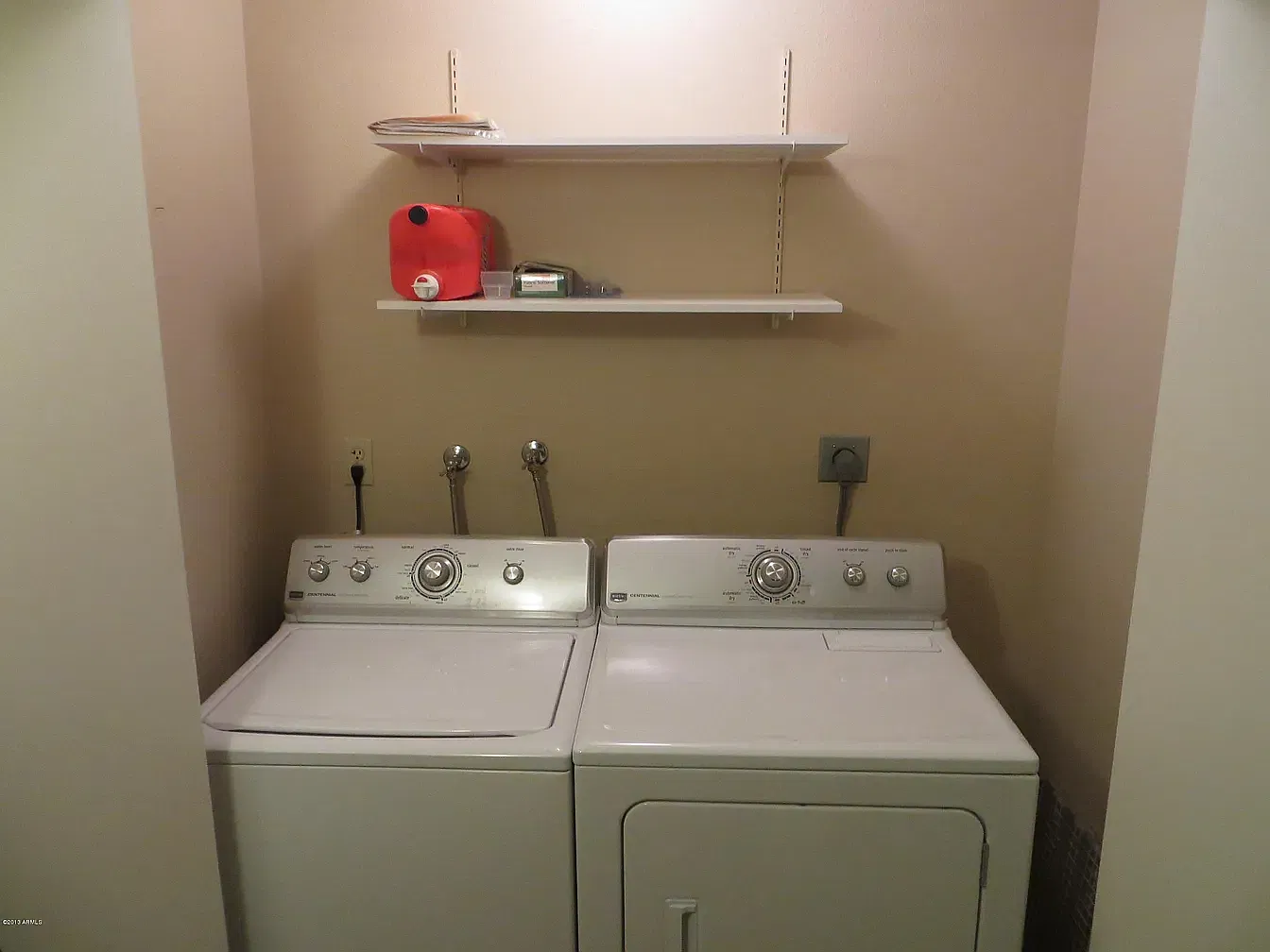3 bed, 1487 sqft, $2,300 — Photo 4