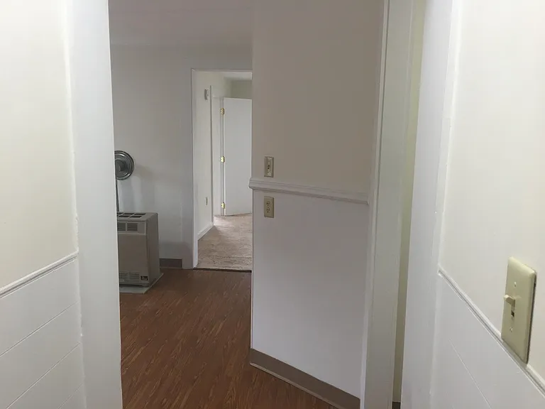 82 3rd St #2E — Photo 15