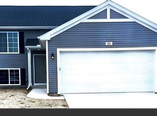 583 Manorwood Cir, Benton Harbor, MI 49022