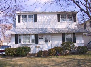 1536 Adams St, Elmont, NY 11003