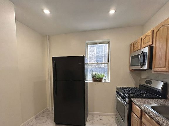 5th image of 1101 65th St #2