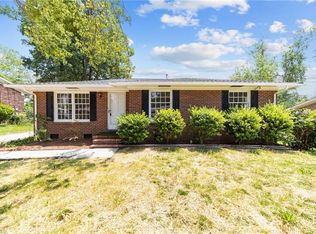 2507 Fontaine Rd, Greensboro, NC 27407