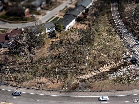 4th image of 4598 Lemay Ferry Rd