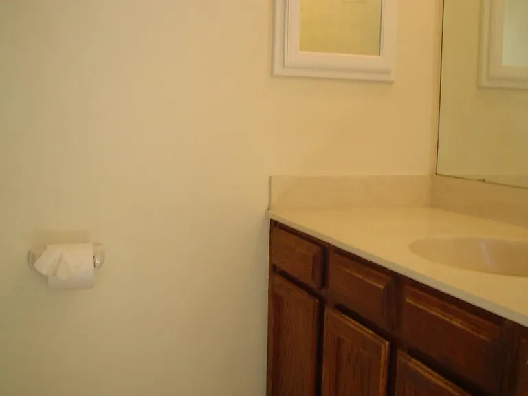 7204 Avenida La Costa NE — Photo 15
