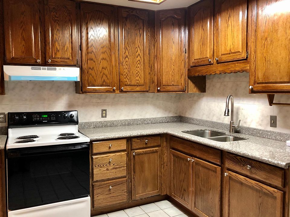 1st image of 2621 Jansen Ave