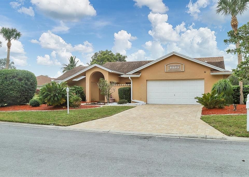 1st image of 5673 COUNTRY LAKES DRIVE