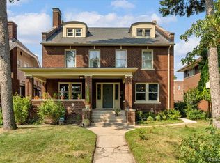 3515 Burns St, Detroit, MI 48214