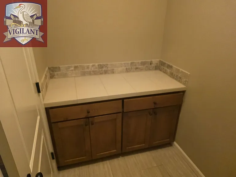 2605 NE 130th Ct — Photo 8