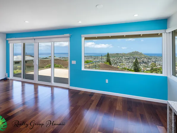 3933 Nioi Pl, Honolulu, HI 96816