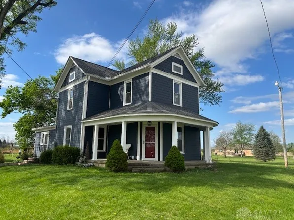 6970 National Rd, Brookville, OH 45309