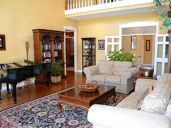 5th image of 2907 Cedar Placid Cir
