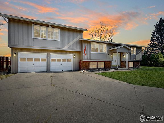 3rd image of 468 Centennial Cir