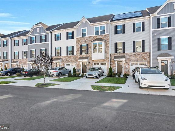 3rd image of 120 Kohlmyer Dr