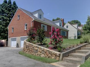 3235 Lawndale Rd, Roanoke, VA 24018
