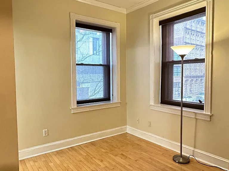 126 Arch St — Photo 11
