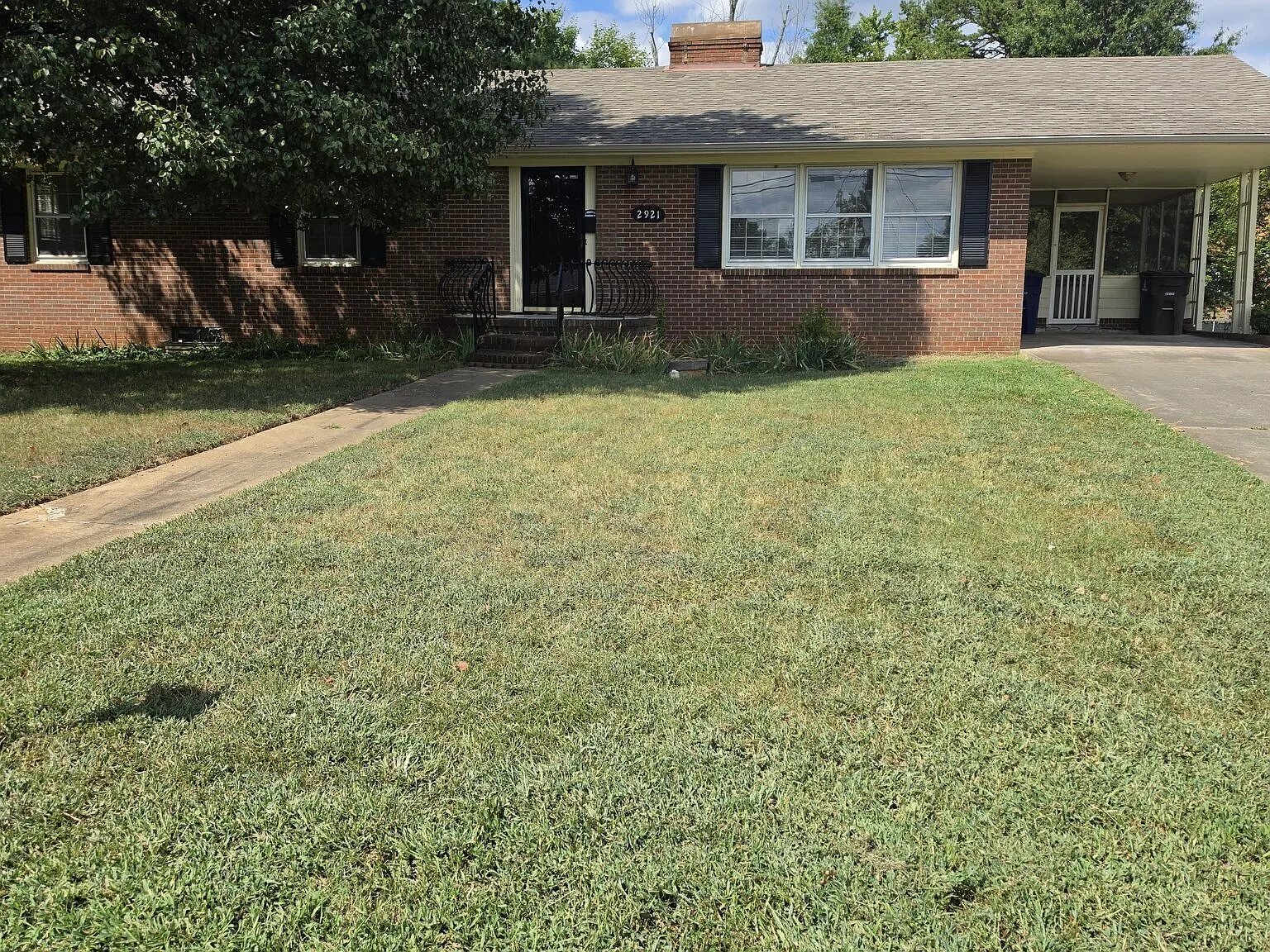 3 bed, 1850 sqft, $2,000 — Photo 1