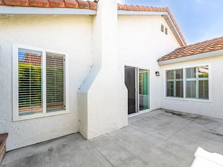 27725 Calle Valdes — Photo 24