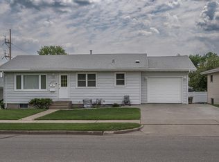 2533 E D Ave, Bismarck, ND 58501