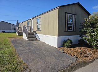 9 Riviera Courts Dr, Murray, KY 42071