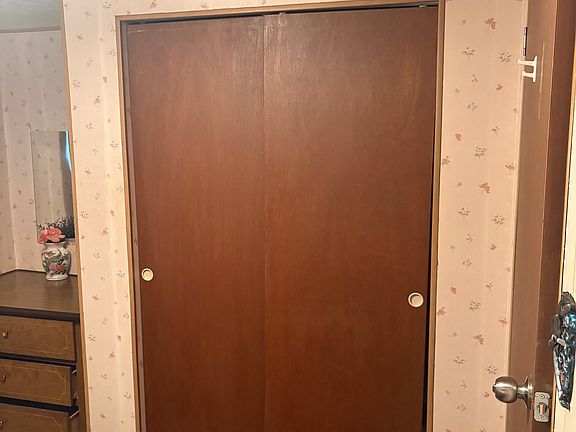 4th image of 5713 Sunshine Park Dr