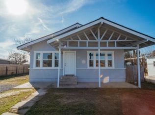 915 E Davis St, Pixley, CA