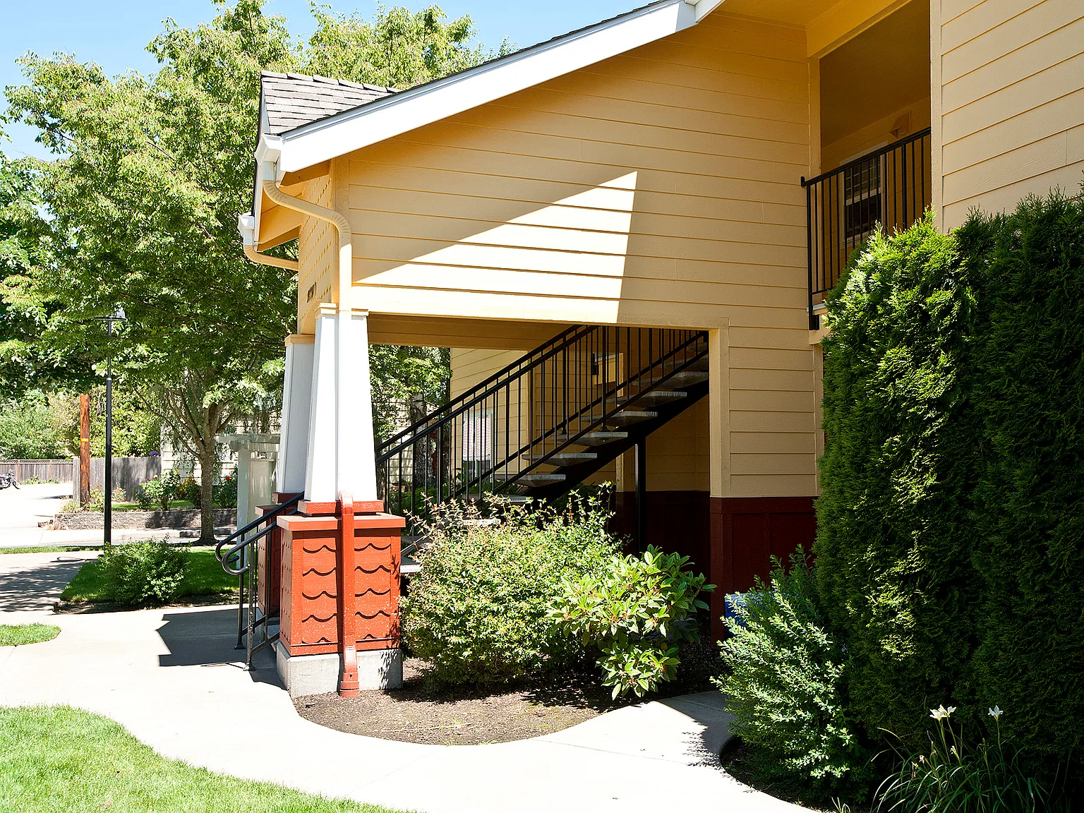 Green Leaf Village — Photo 2