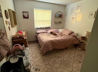 1214 Vattier St #5, Manhattan, KS 66502