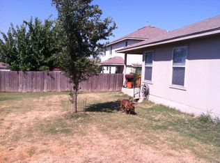 387 Paddington Dr, Kyle, TX 78640