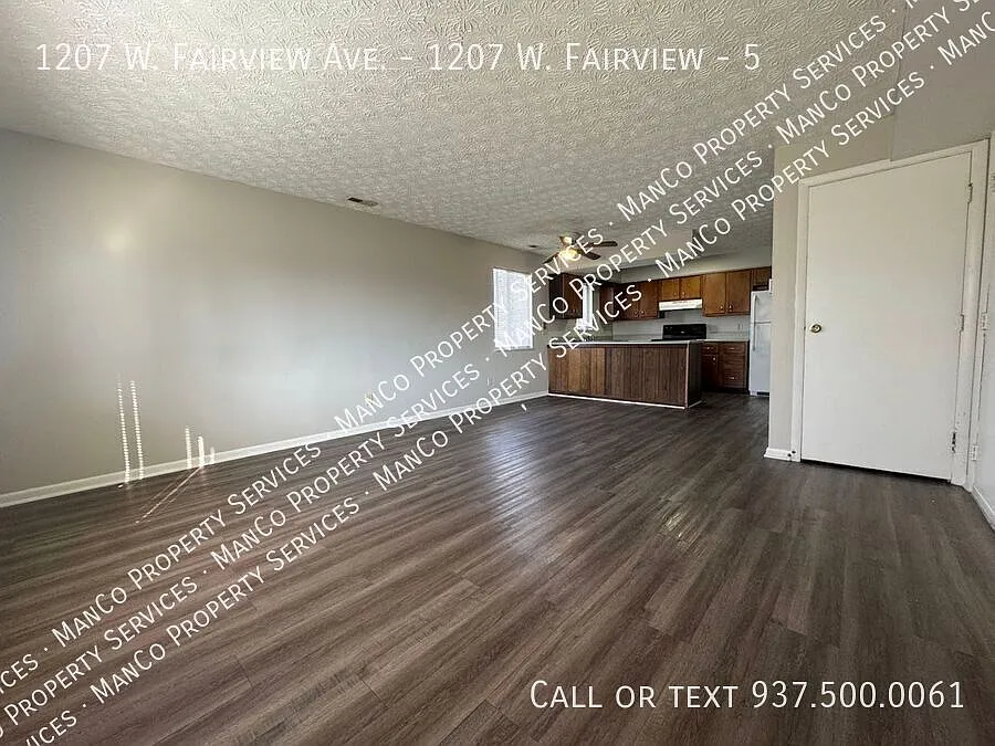 Building Photo - 1207 W Fairview Ave #5