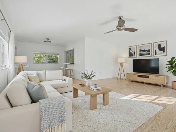 73 Edgewater Dr APT 3, Coral Gables, FL 33133