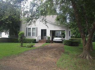 102 Keesler St, Greenwood, MS 38930