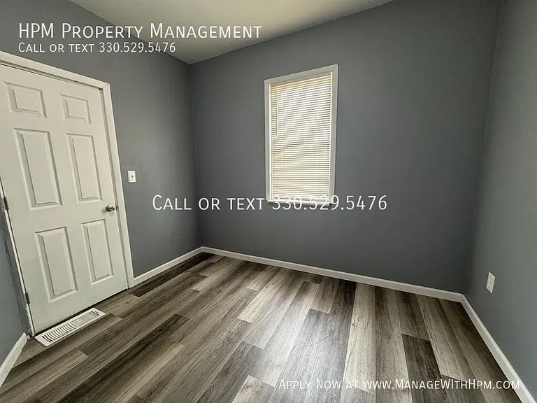 131 50th St SE — Photo 6
