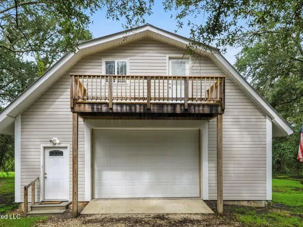 25168 Arcadia Farm Rd, Pass Christian, MS 39571