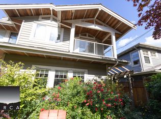 6351 Douglas St, West Vancouver, BC