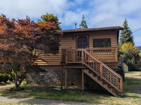 541 Jefferson Ave, Vernonia, OR 97064