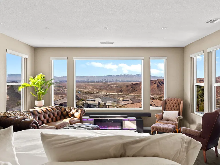 55 Vista Outlook St — Photo 17