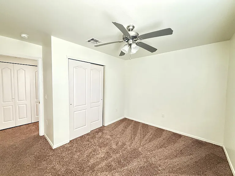 Diana Drive Apartments — Photo 14