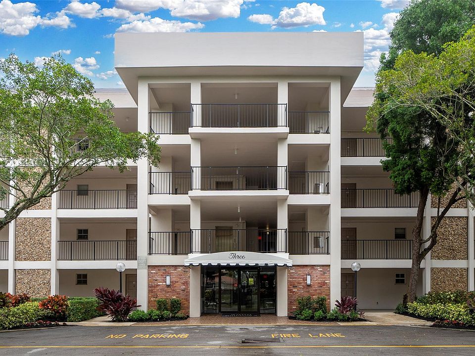 1st image of 2900 N Palm Aire Drive #303