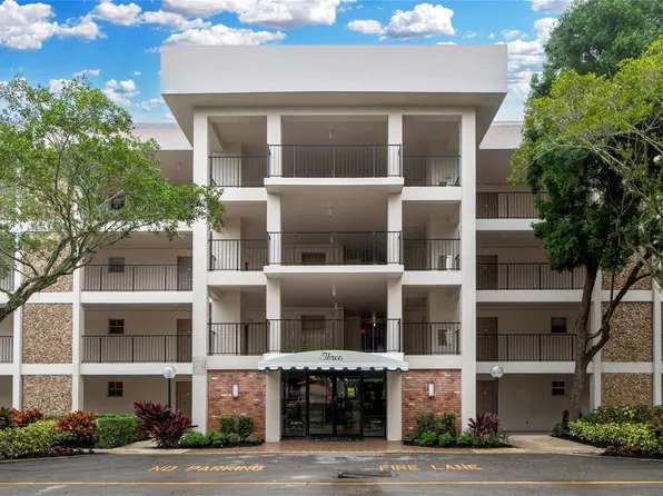 2900 N Palm Aire Drive #303, Pompano Beach, FL 33069