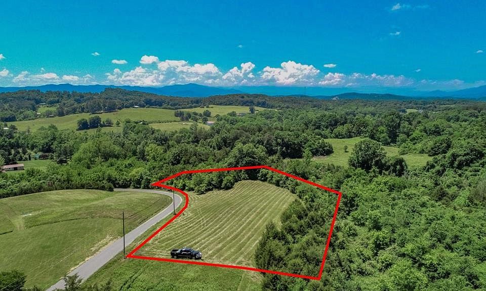 1st image of 910 Oak Hammock Cir Lot 9-10