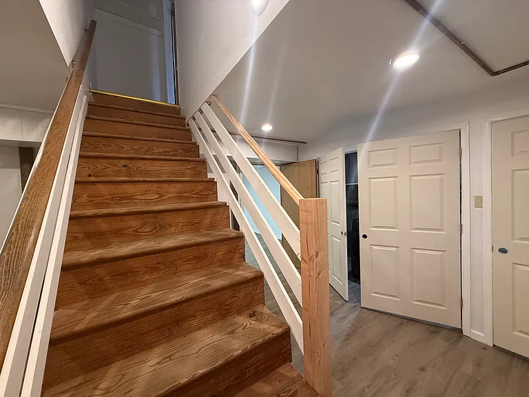 338 Rees Dr — Photo 13