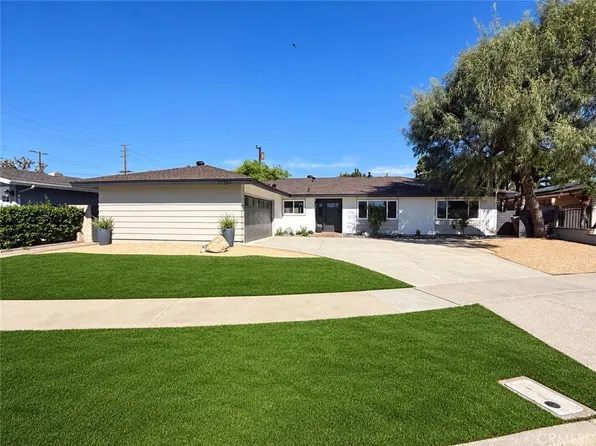 17351 La Collette Pl, Yorba Linda, CA 92886