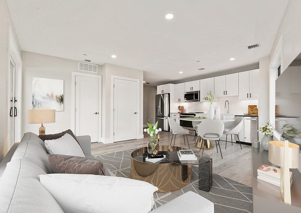 2nd image of 200 Old Colony Ave #213