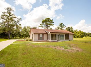 3318 Dean Still Rd, Blackshear, GA 31516