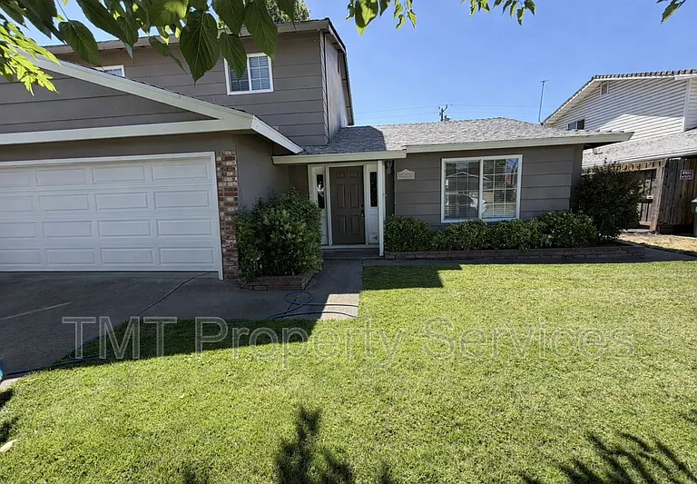 2533 Stansberry Way — Photo 2