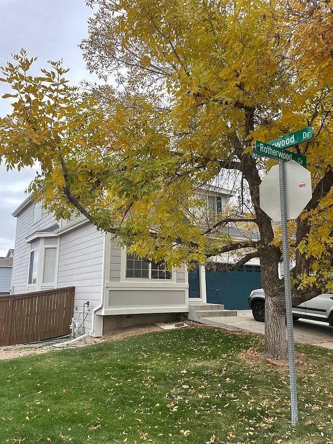 4 bed, 2116 sqft, $3,000 — Photo 1