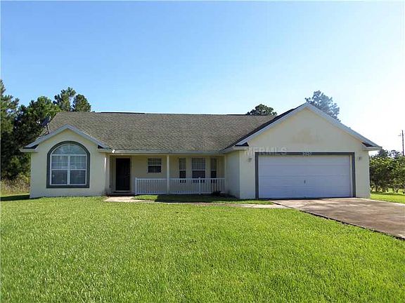 2nd image of 3020 Plumosa Dr