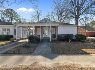 1004 E Mulberry Street, Goldsboro, NC 27530